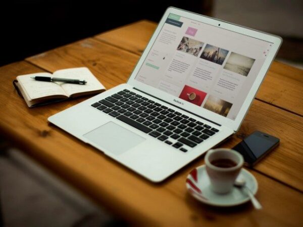 Laptop-and-Coffee-600x450